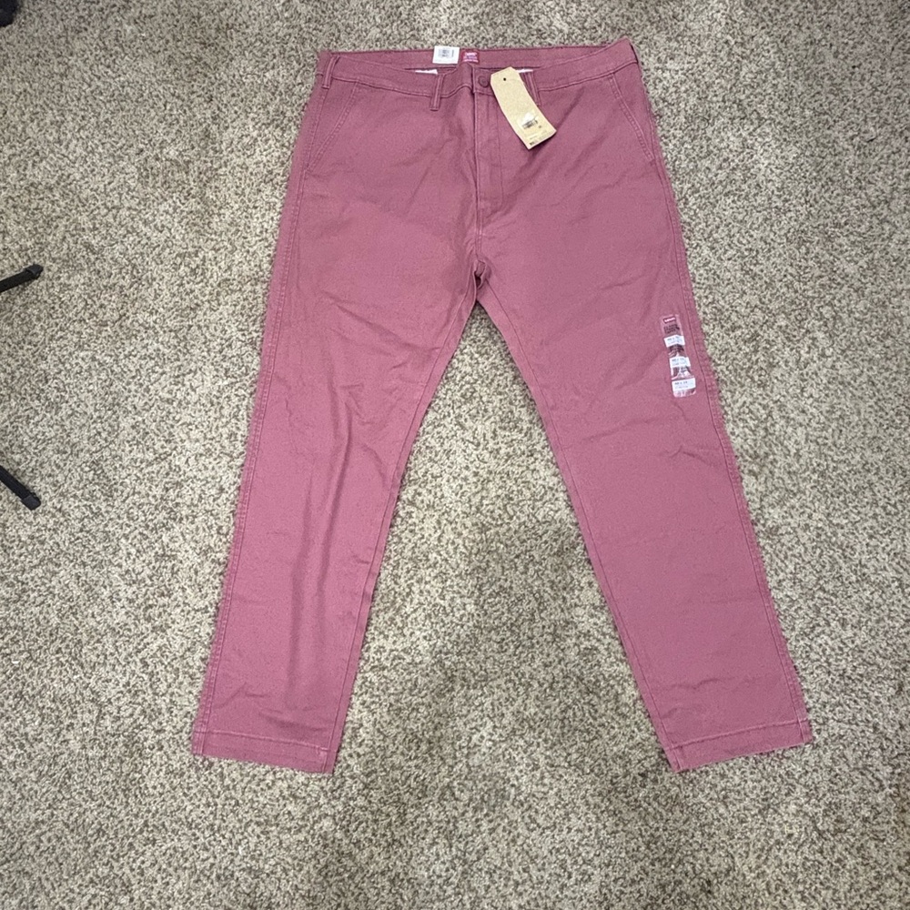 Levi's Men's Chinos in Rose